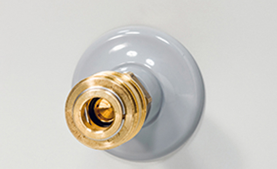 Medienversorgung/-anschluss Industrie-Druckluftanschluss eingebaut im Sockel oder Mediensockel für Gefahrstoffarbeitsplatz Medienversorgung/-anschluss Industrie-Druckluftanschluss eingebaut im Sockel oder Mediensockel für Gefahrstoffarbeitsplatz