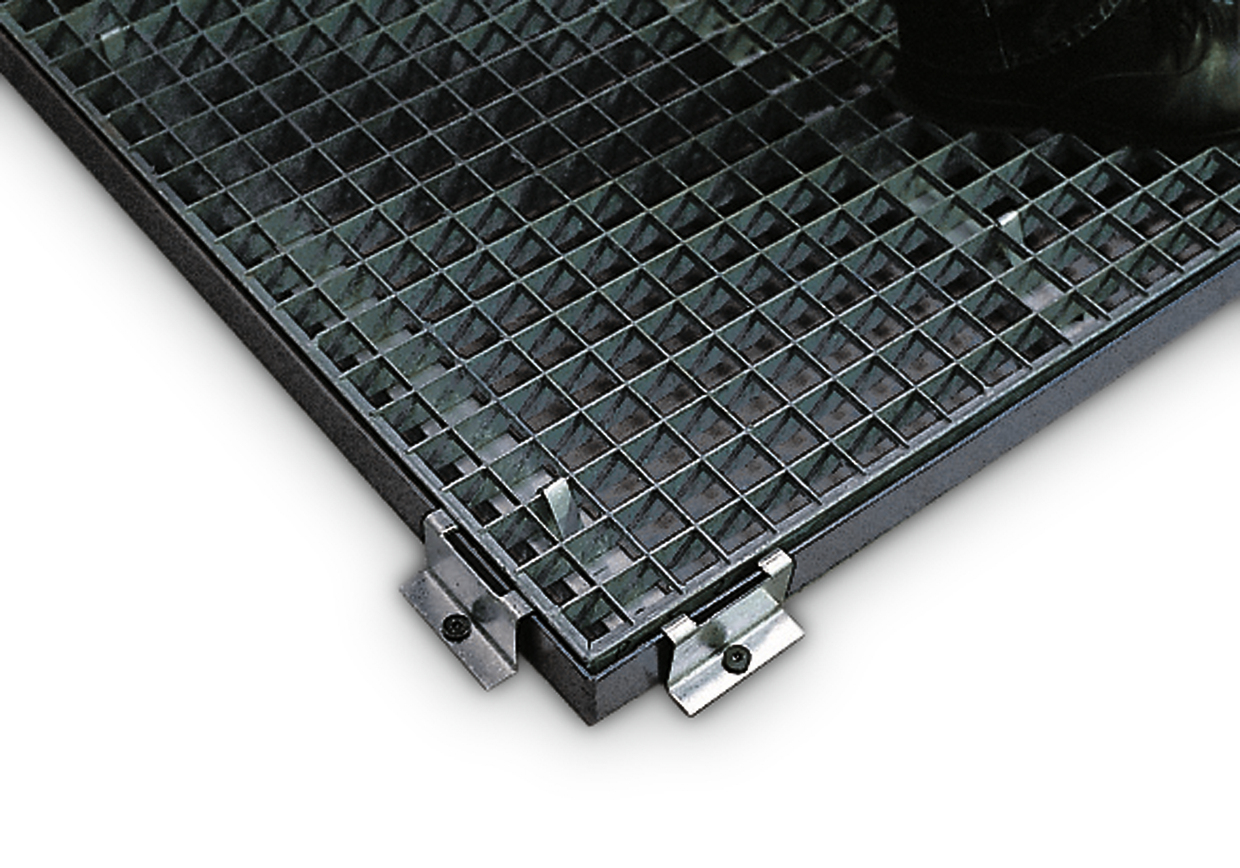 Randbefestigung für Bodenelemente Höhe 78 mm, verzinkter Stahl, Maße 20x80x73 mm Randbefestigung für Bodenelemente Höhe 78 mm, verzinkter Stahl, Maße 20x80x73 mm