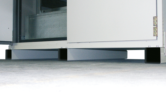 Transportsockel Höhe = 100 mm für Sicherheitsschränke XL90, Stahl pulverbeschichtet Lichtgrau RAL 7035, Maße 1562x1114x100 mm