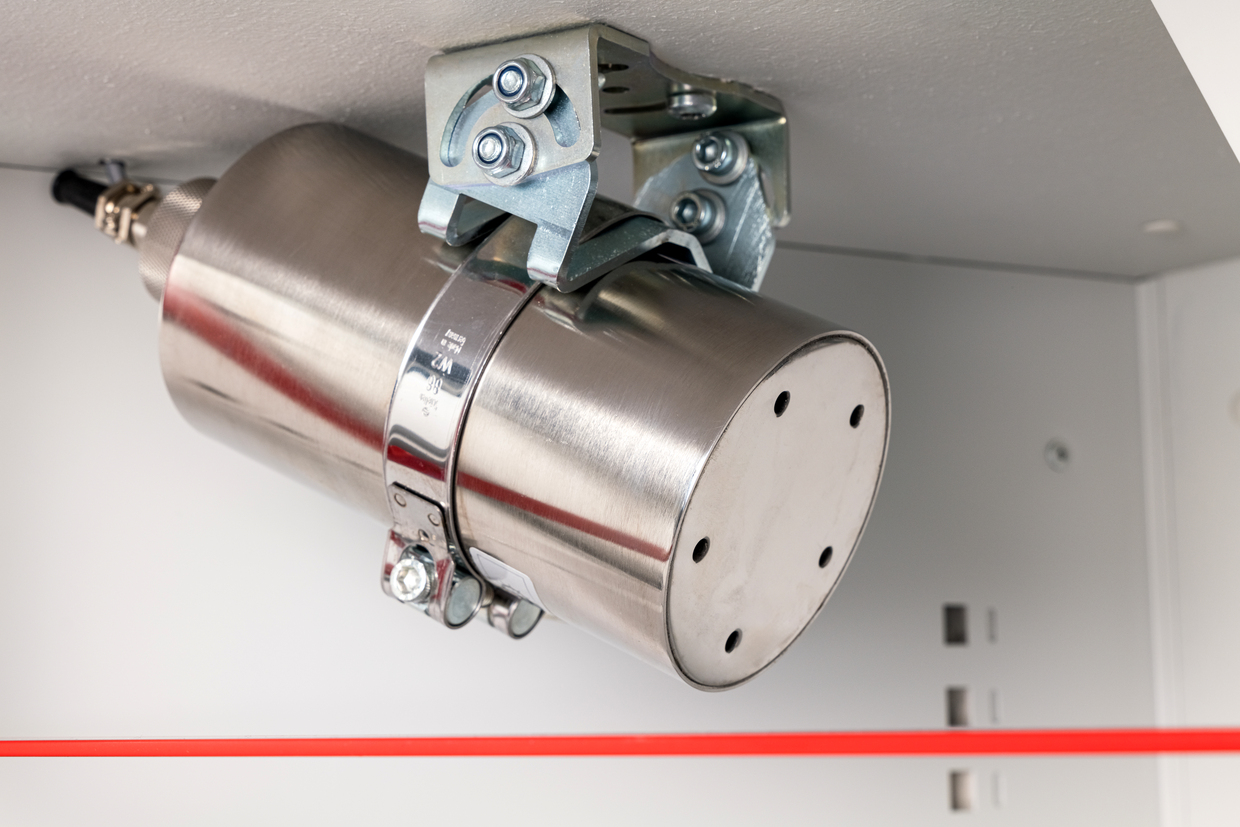 Brandunterdrückung mit Schutzbügel für Sicherheitsschränke IO90 PRO, Breite 1200 mm Brandunterdrückung mit Schutzbügel für Sicherheitsschränke IO90 PRO, Breite 1200 mm